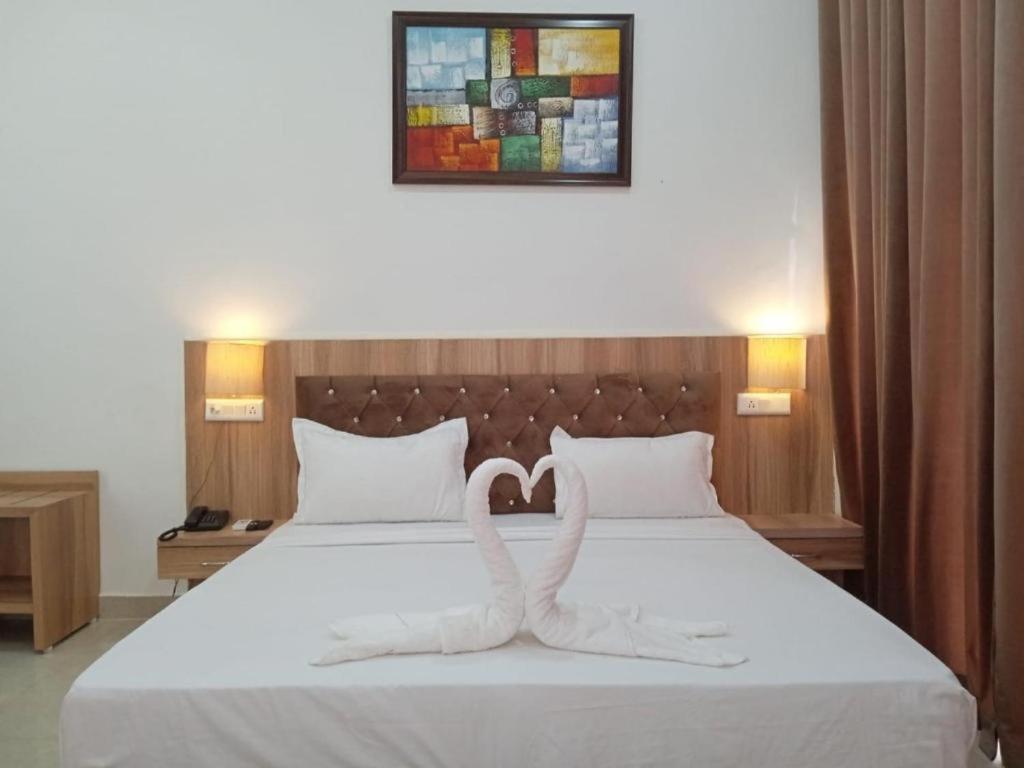 Hotel Lakeview By Bookingcare Chhatarpur 외부 사진